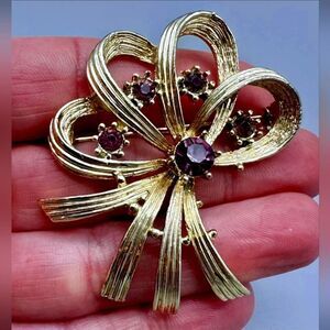 Vintage Gold Tone Purple Rhinestone Ribbon Brooch Pin, 2"